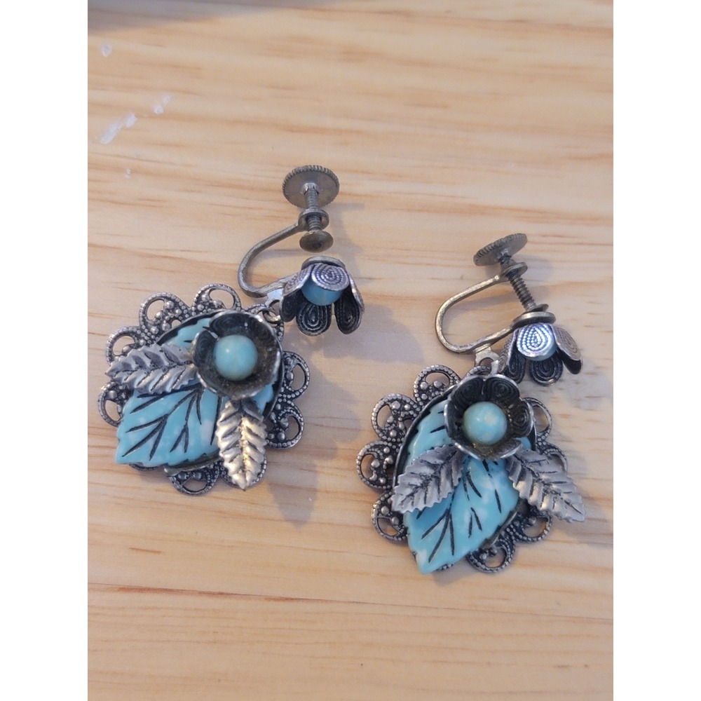 Vintage Turquoise Blue Floral Silver Tone‎ Screw Back Earrings